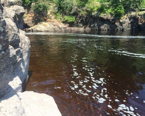 Root Beer Water on the Cascade River